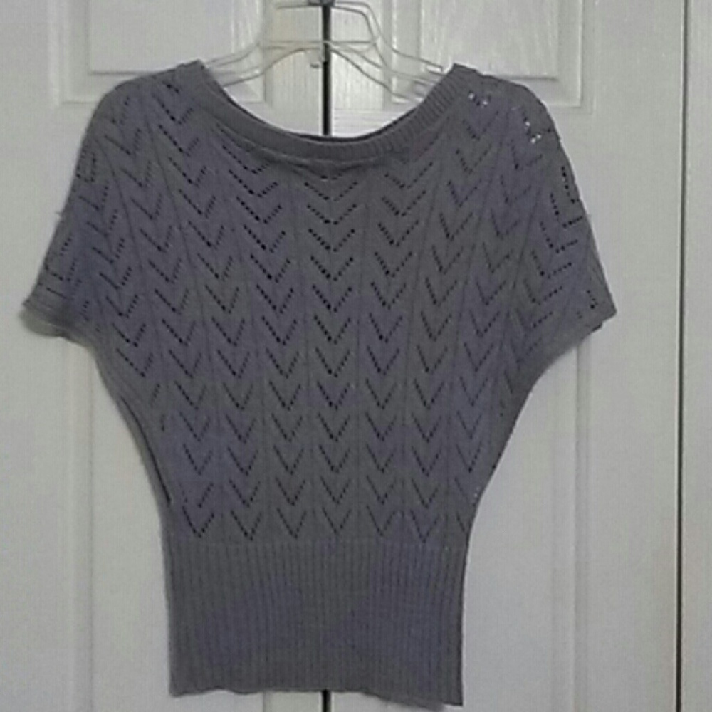 Derek Heart short sleeved sweater